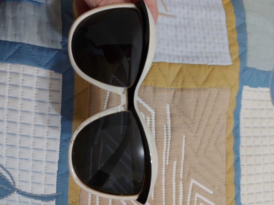 Продавам 11 слънчеви очила