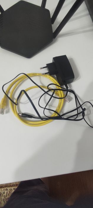 Продается роутер Wi-Fi роутер Mercusys MR50G