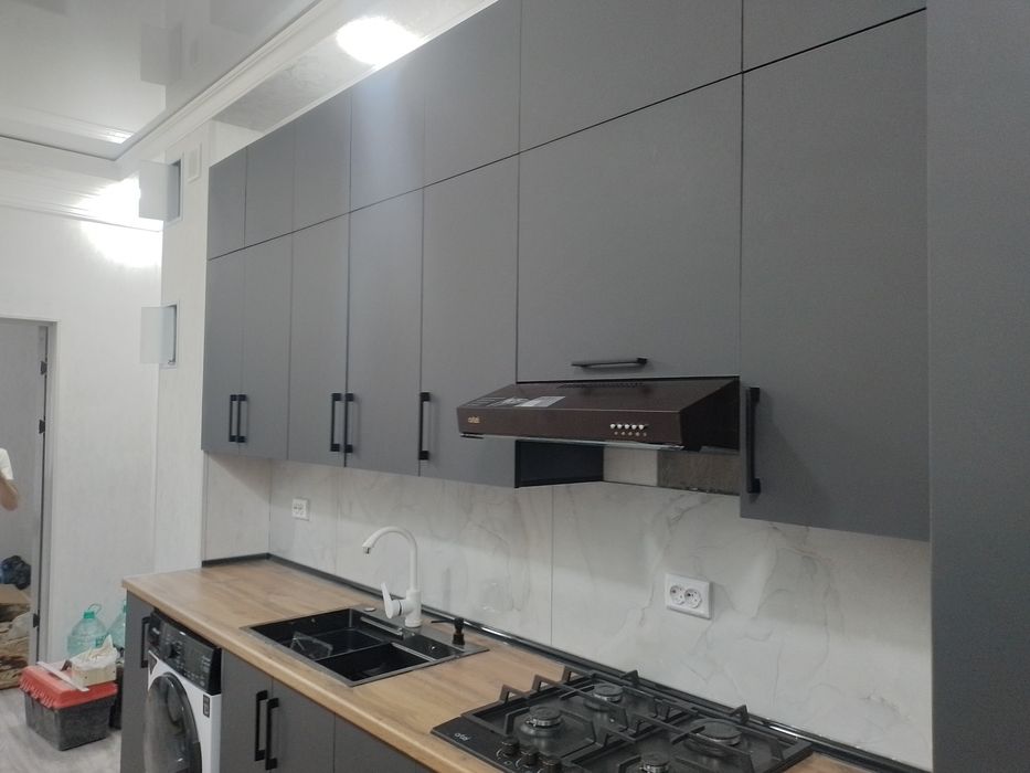 Kuxniy oshxona mebel yasab beramiz