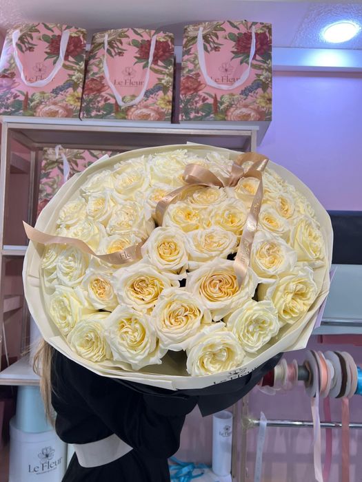 Цветы розы свежие