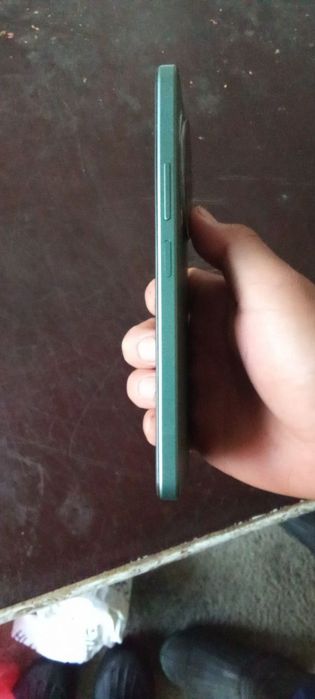 Redmi a3 xolati zoʻr ishlashi yaxshi kamera tinniq 4/128
