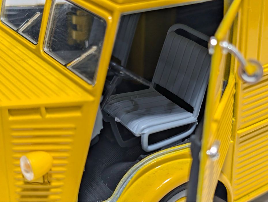 Macheta Solido 1:18, 1962 Citroen HY