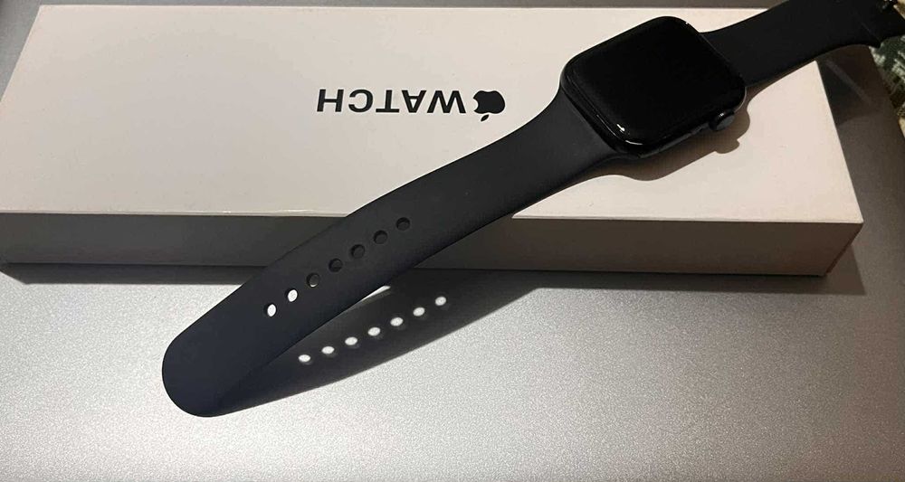 Apple Watch SE (2nd Gen) 44mm GPS Midnight