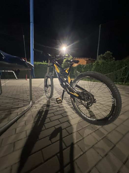 Nukeproof pulse downhill