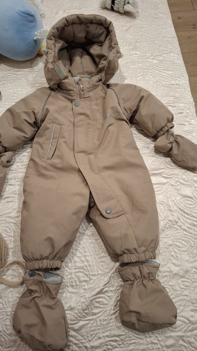 Продам детский зимний комбинезон