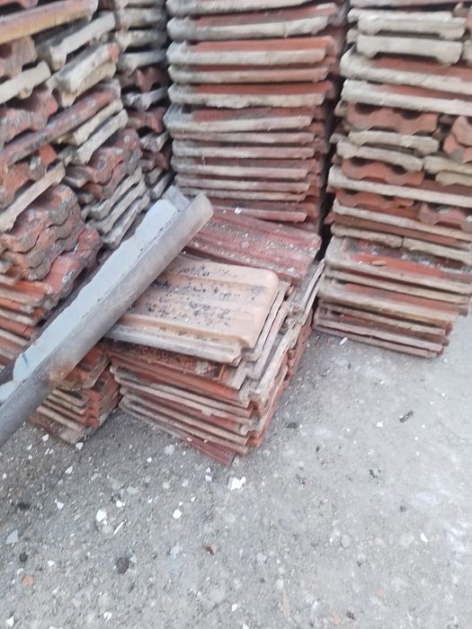Стари керемиди без забележки