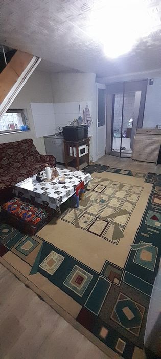 Продаёт загородный дом