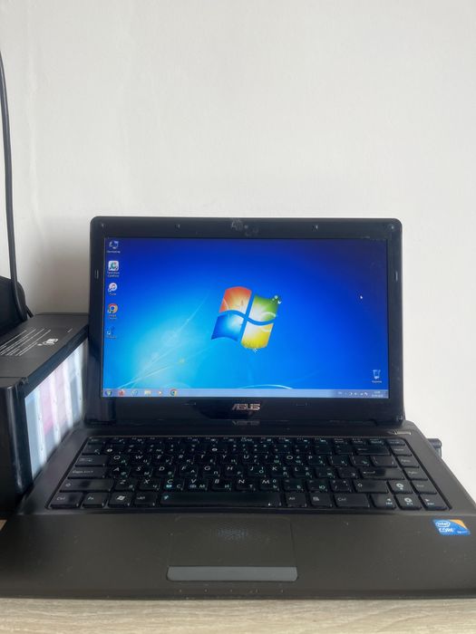 Продам ноутбук, ASUS K42F, Core i3, 2 ГБ RAM.  Windows 7.