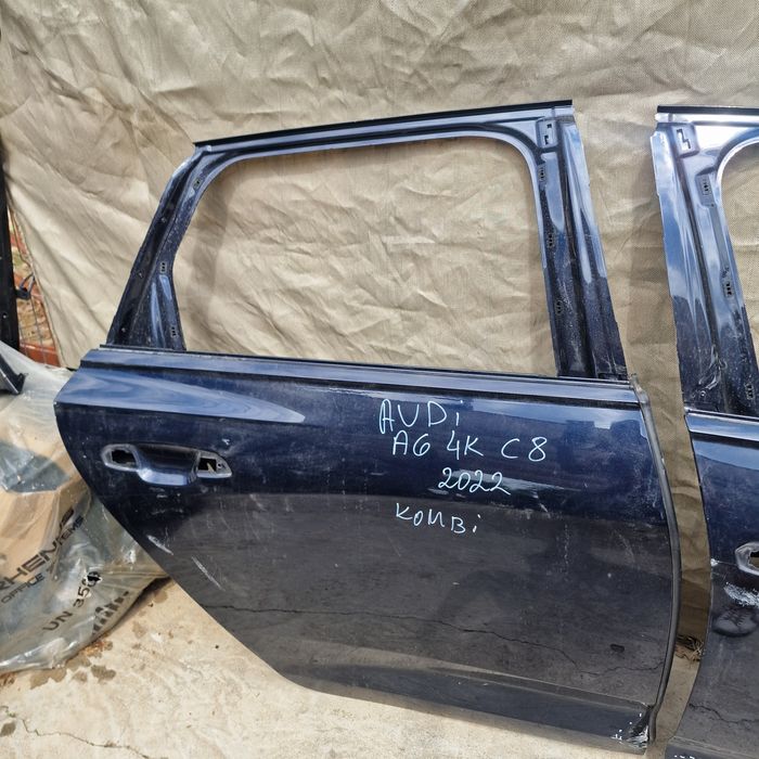 Audi A6 4K C8  2022 задна дясна врата 2бр