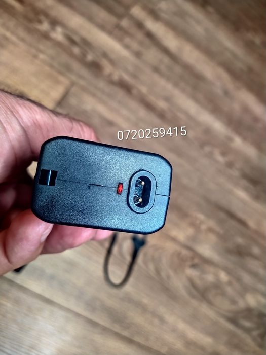 Electrosoc Police  Pentru Autoaparare cu Lanterna + Husa TW-928, 150000W