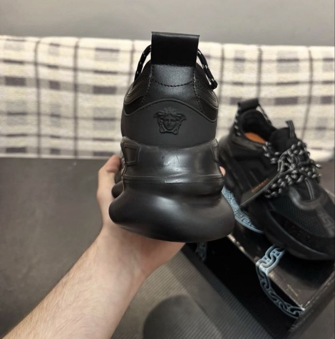 Adidasi Versace Chain Reaction Alb/Negru *Marimi Disponibile*Calitate Imepcabila*