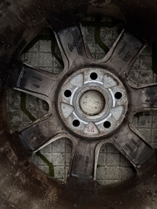 Vand jenti si cauciucuri All Season Audj A3-A4