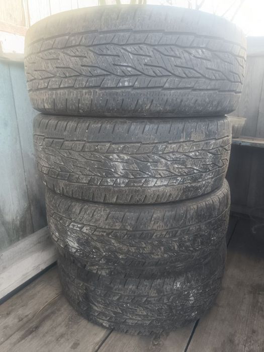 Продам шины Continental 215/50r17