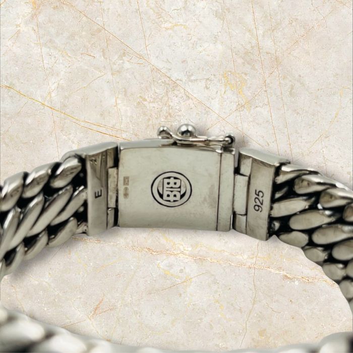 Buddha TO Buddha The BEN medium вечна сребърна гривна