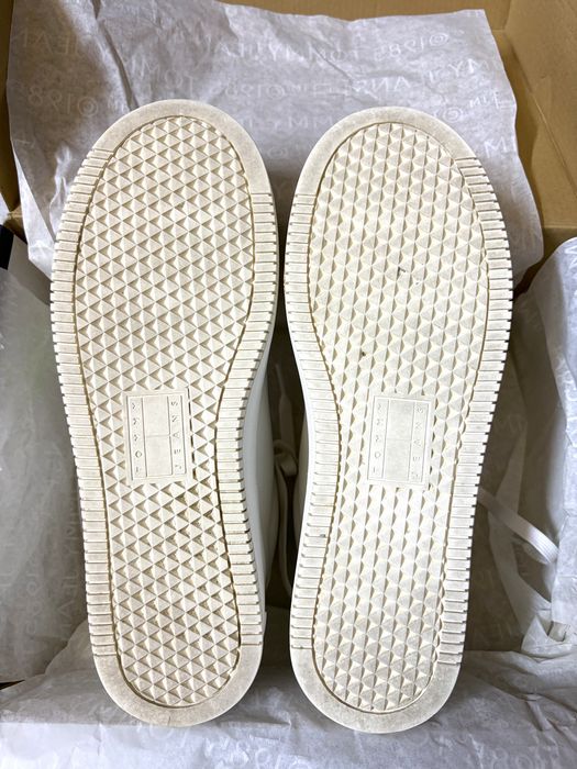 Бели дамски кецове Tommy Hilfiger TJW Flatform Pearlized Sneaker - размер 39