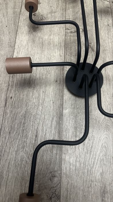 Люстра срочно продам