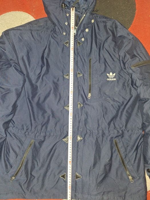 geaca adidas XXXL cu gluga si buzunare cu fermoare