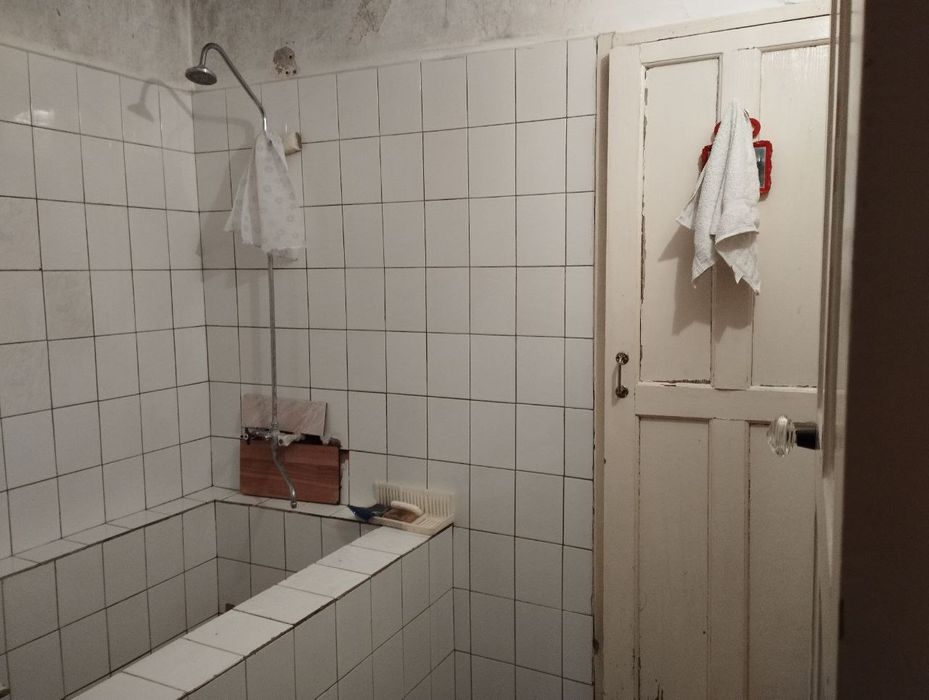 срочно, продается четырехкомнатная квартира