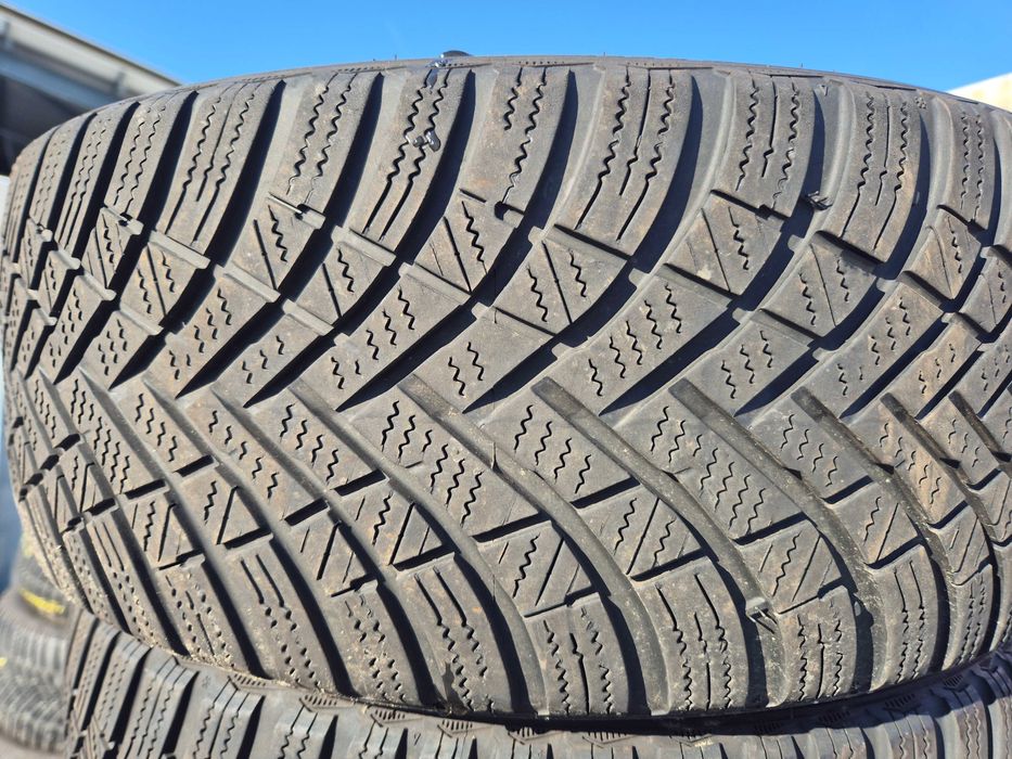 2 Anvelope M+S - 195/45/16 - HANKOOK - APP NOI DOT 2022