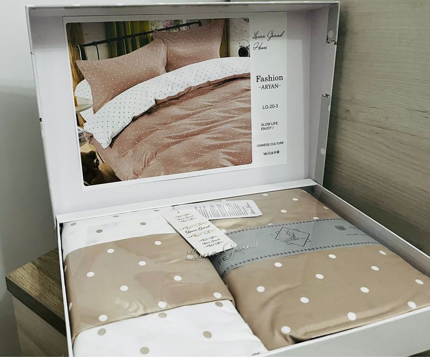 Set lenjerie pat premium Laura Grand Home - mai multe culori