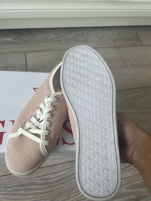 Дамски сникери Guess