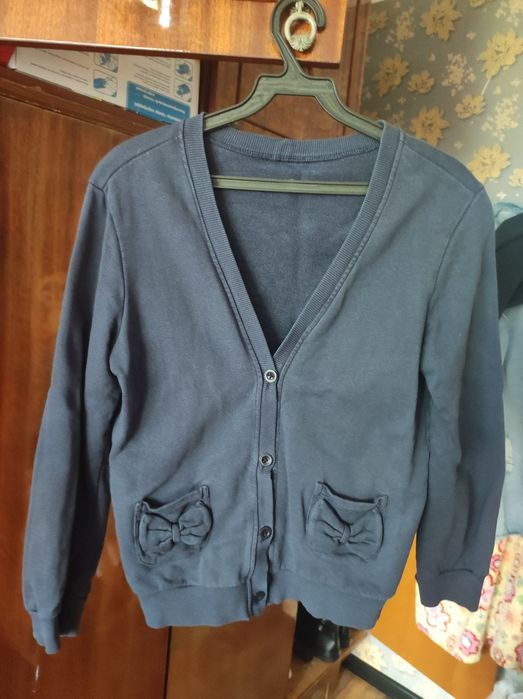 Продам школьные брюки и кардиган