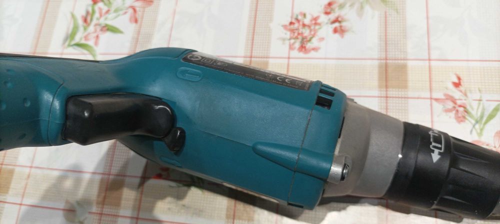 Makita FS6300R - 570W Електрически винтоверт