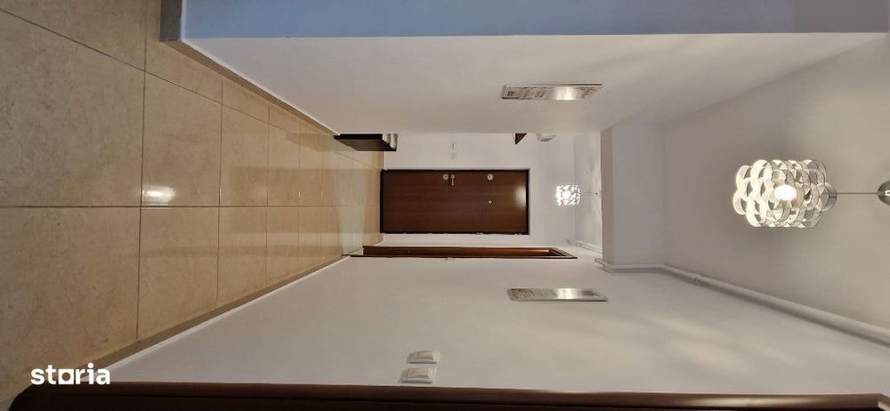Apt 2 camere, decomandat, Mamaia nord!