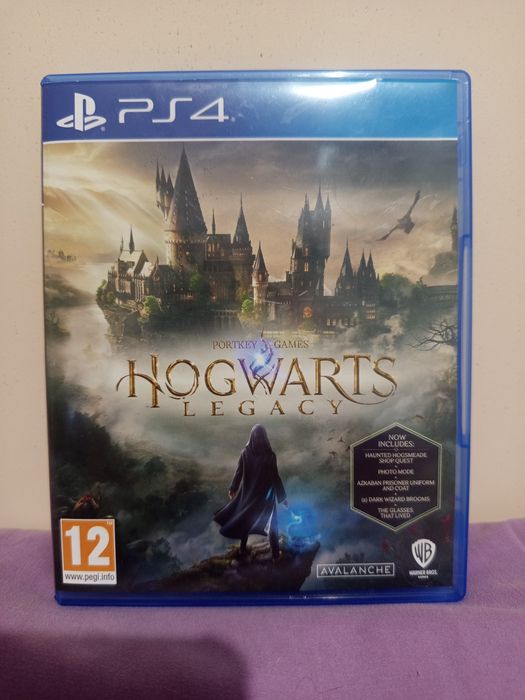 Игра на playstation 4 новая (Hogwarts legacy)