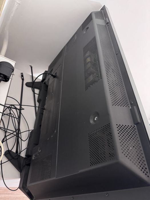 Телевизор Samsung Pilot