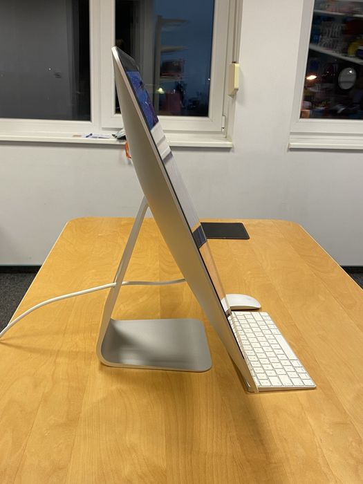 IMac 27 inch, Retina 5k, 4.2 GHz Quad-Core Intel i7, 3TB