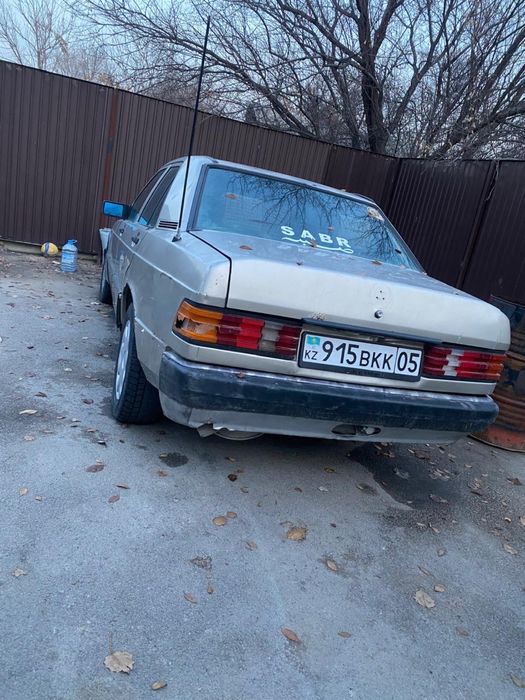 Продам машину.