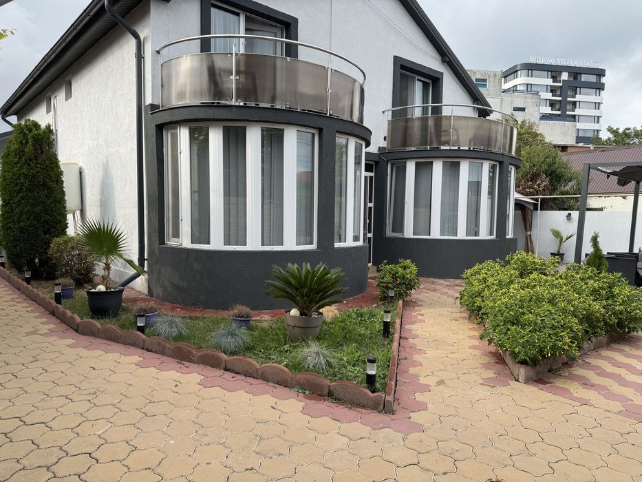 3Case de vanzare in Mamaia Nord