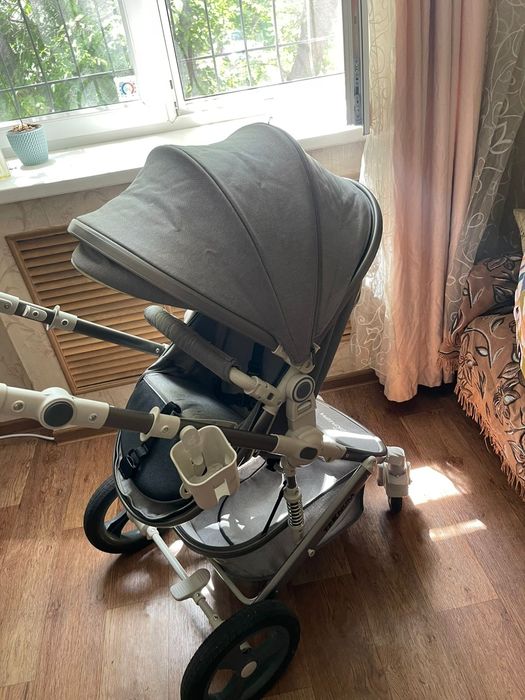 Коляска в отличном состоянии