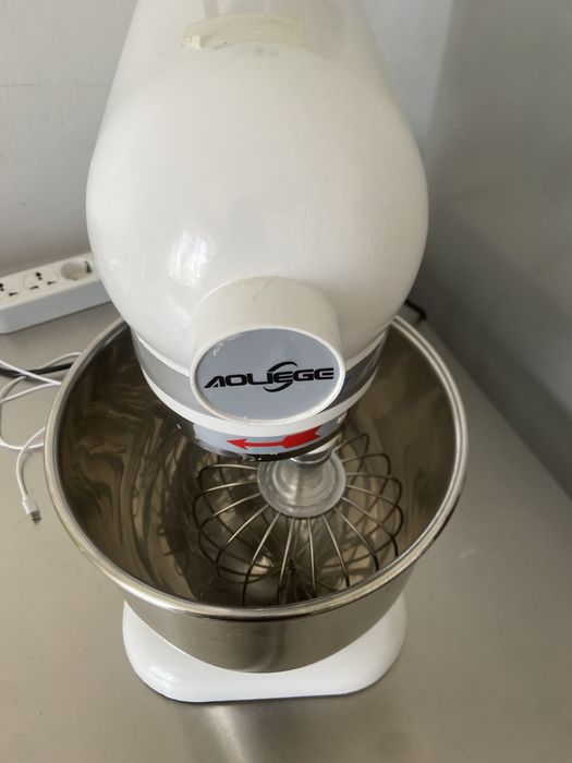 Миксер планетарный