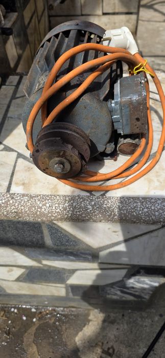 Монофаден ел.двигател