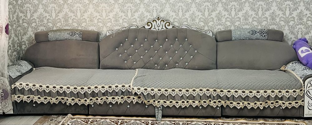 Гостивая мебель диван сатылады жақсы жағдайда