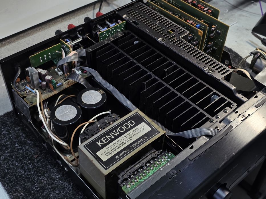 Amplificator KENWOOD KA-V8500, 2.0 hifi, 5.1  surround, 16 kg