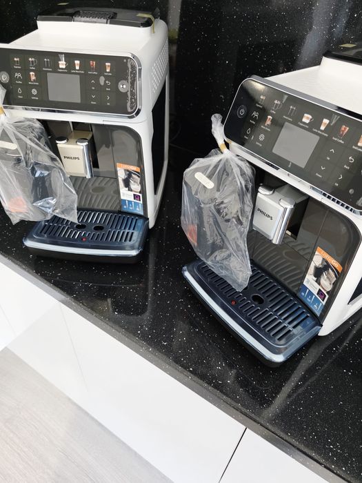 Espressor automat cafetiera Philips 5500 LatteGo