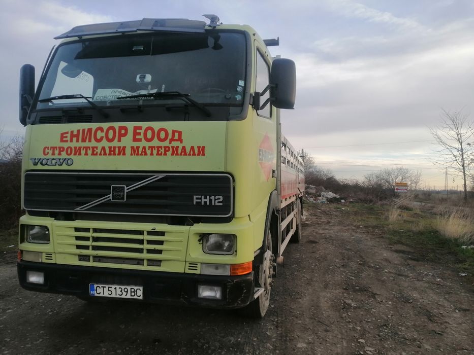 Бордови камион VOLVO FH12  с кран HIAB 092