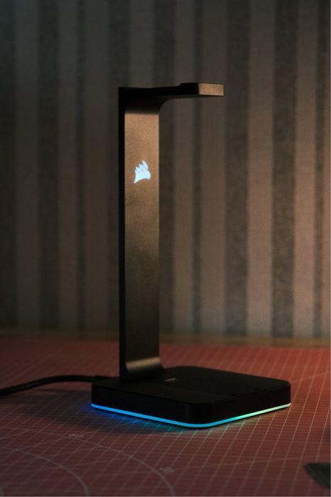 Подставка для гарнитуры Corsair