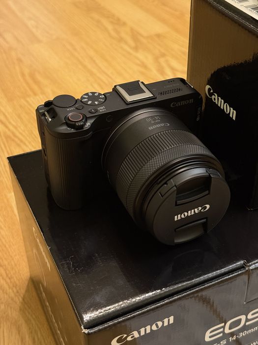 CANON R50V RF-S 14-30mm + 10-18mm