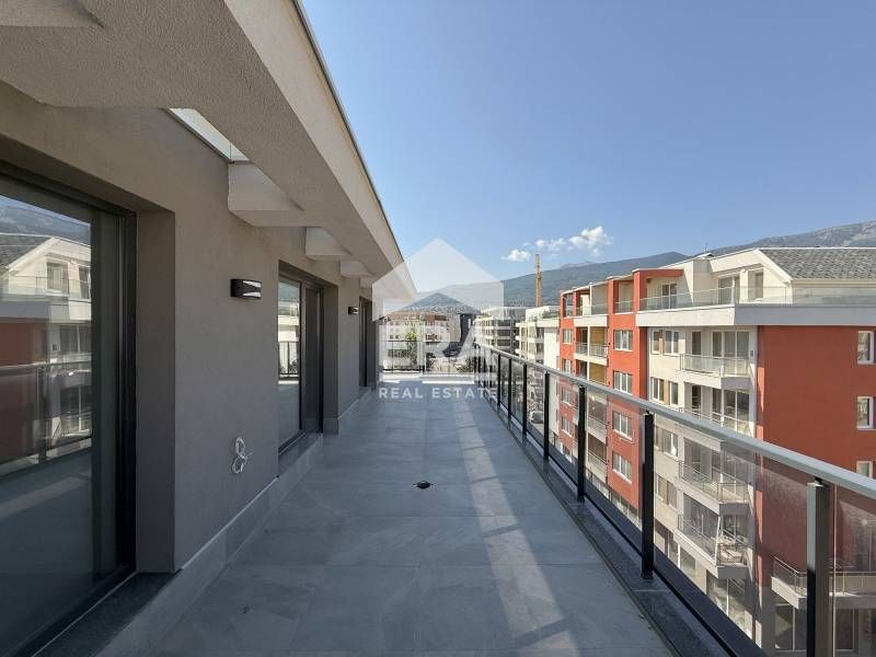 Продава се Четиристаен апартамент в София, Малинова долина - 226 кв.м за 1992 €/кв.м - Снимка #9