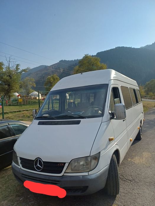 Продам автомобиль спринтер