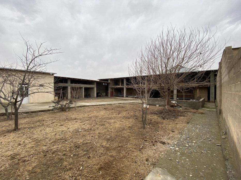 12 sotixlik hovli sotiladi SAMARQAND vil NUROBOD tumani