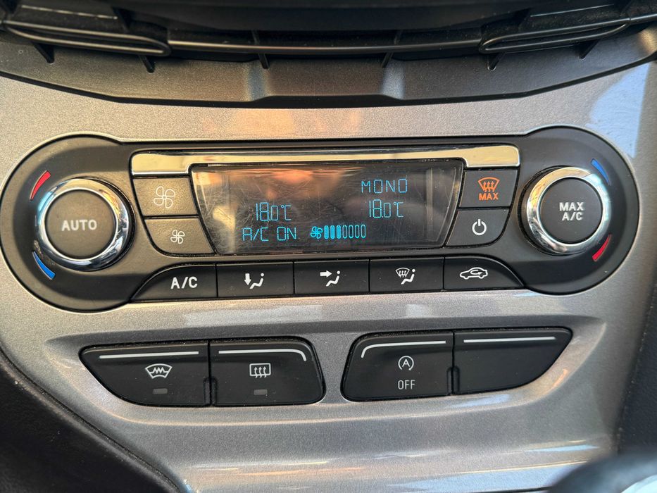 Ford Focus MK3 2011 1.6 motorina Titanium
