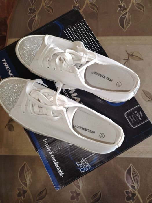 Женски обувки walkmaxx