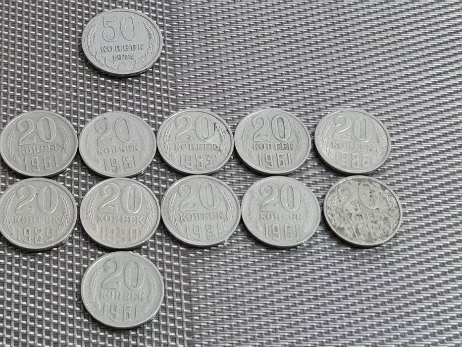 Продаю монеты разные.