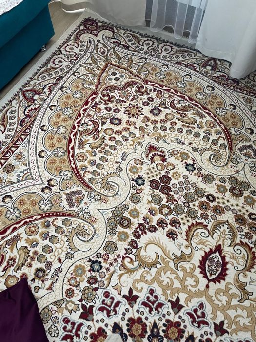 Ковры разные, чистые