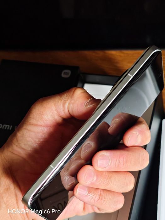 16/512 Xiaomi 13 ultra